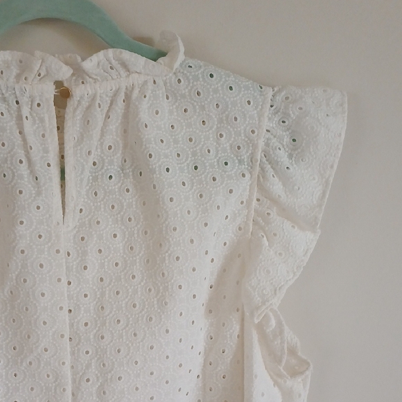 Ryegrass Women's White Eyelet Ruffle sleeve top XL - Picture 7 of 12